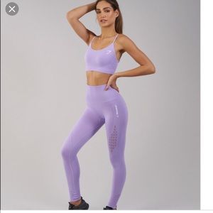 GYMSHARK ENERGY SEAMLESS SPORTS BRA (pants sold)